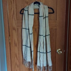 Like New! Multi color Scarf
